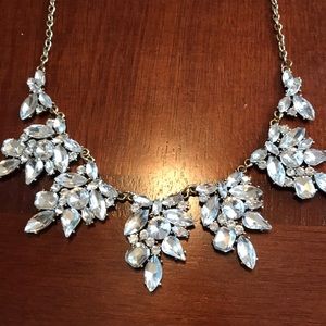 Fashion diamond statement necklace